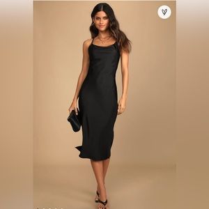 Lulus- Lowe Black Strappy Midi Dress